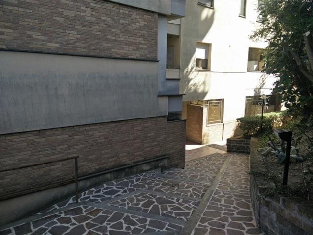 Trilocale in vendita in via silvino olivieri, Chieti