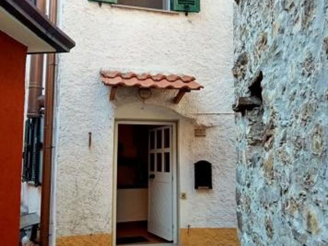 Trilocale in Vendita in Don Minzoni 5 a Santo Stefano di Magra