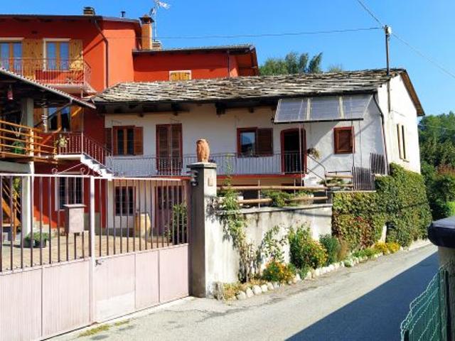 Trilocale in zona collinare