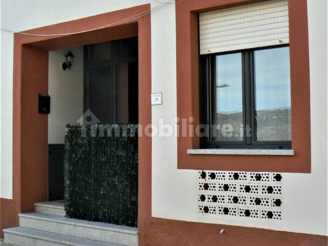 Trilocale ottimo stato, piano rialzato, Centro, Palau