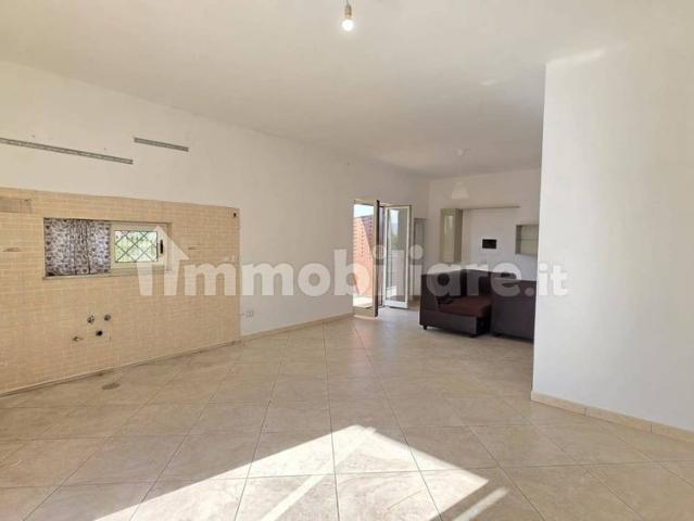 Trilocale ottimo stato, piano rialzato, Quarto