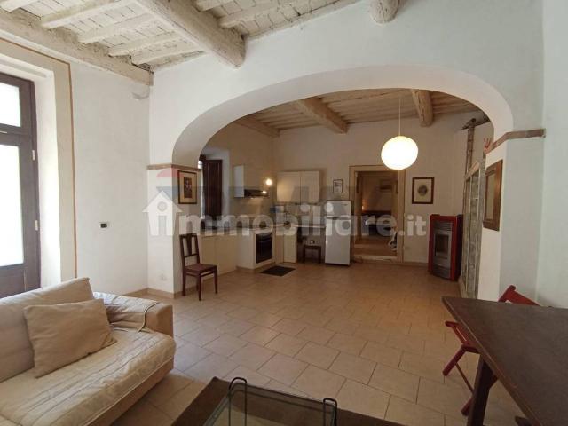 Trilocale ottimo stato, piano terra, Centro, Bagni di Lucca