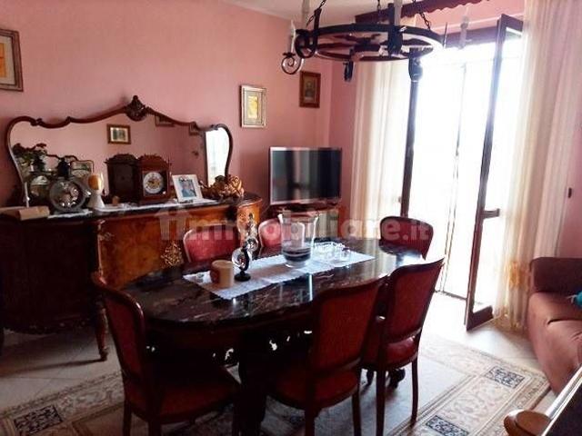Trilocale ottimo stato, piano terra, Centro, Magione