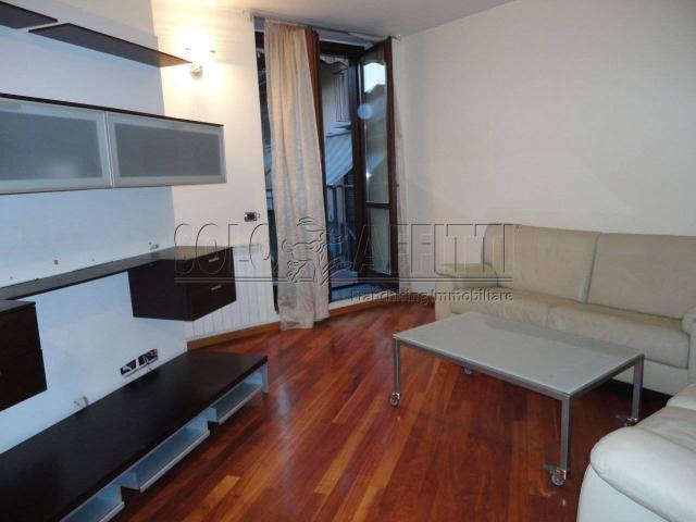 Trilocale ottimo stato, primo piano, Centro, Gallarate