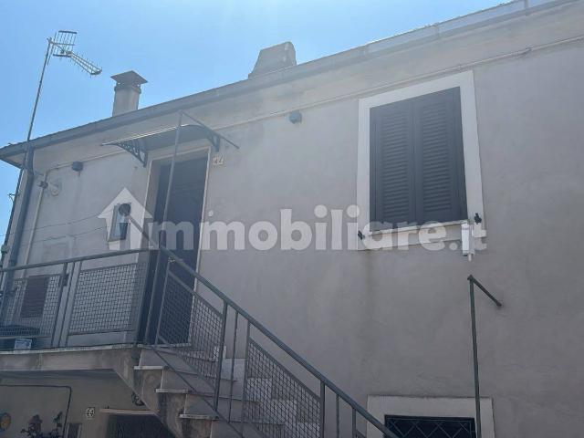 Trilocale ottimo stato, primo piano, Centro, Paliano