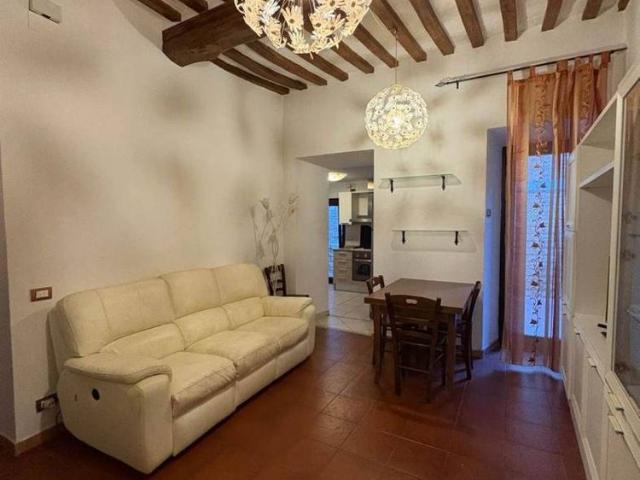Trilocale ottimo stato, primo piano, Centro, San Gimignano