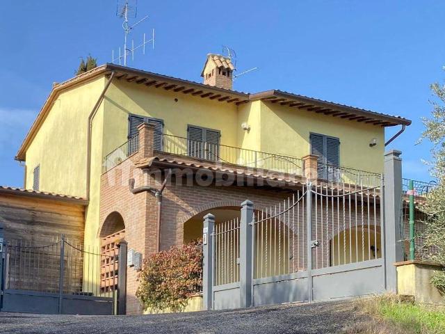 Trilocale ottimo stato, primo piano, Corciano