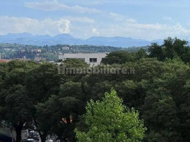 Trilocale ottimo stato, terzo piano, Cittadella Porta Nuova, Verona