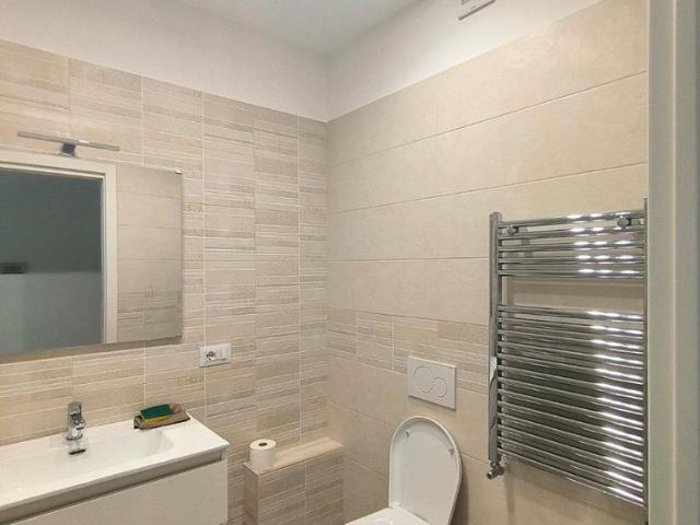 Trilocale luminoso con terrazzo Executive Center