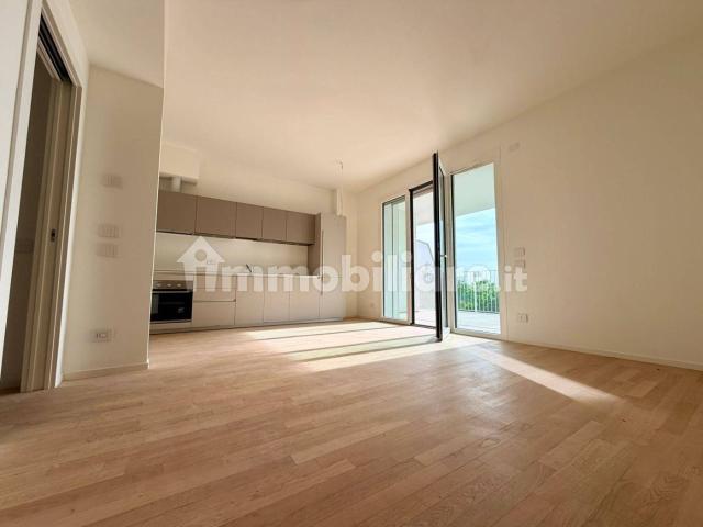 Trilocale nuovo, quinto piano, Milano 3, Basiglio