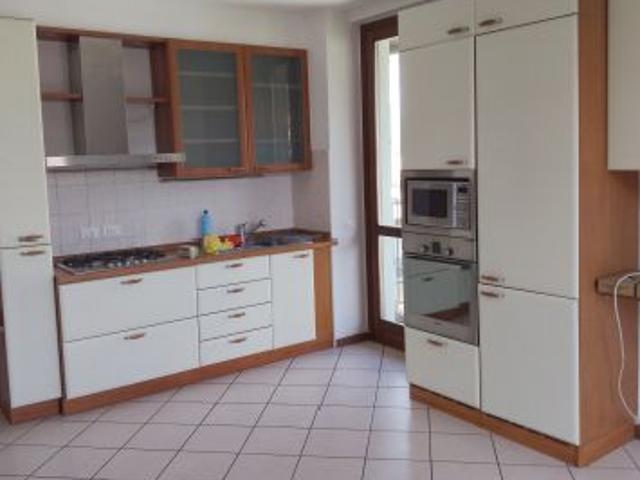 Trilocale semiarredato box doppio cantina