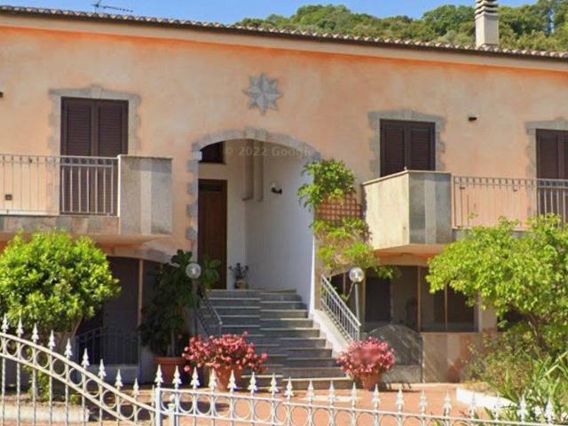 Trilocale Sp66, Loiri Porto San Paolo