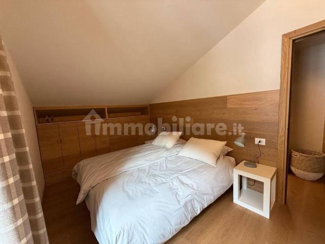 Trilocale Strada della Vittoria 37, Centro, Courmayeur