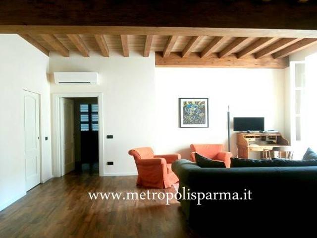 Trilocale Strada Luigi Carlo Farini, Centro Storico, Parma