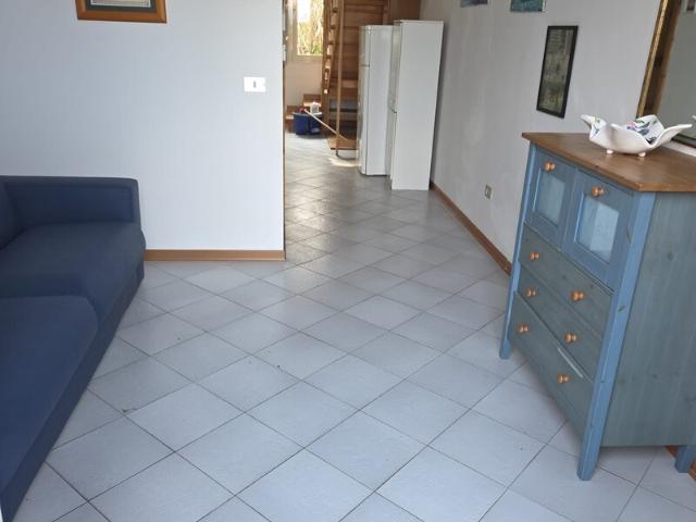 Trilocale sul Mare, 2Camere, 2 bagni e Ampio giardino 35 Mq e P. Auto Esclusivo