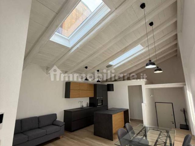 Trilocale piazza Aldo Moro 80, Centro Urbano, Cesena