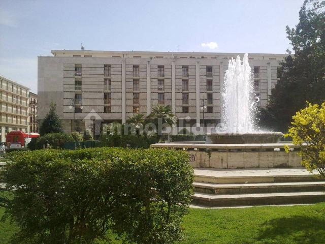 Trilocale piazza della Libertà 45, Centro Storico, Avellino