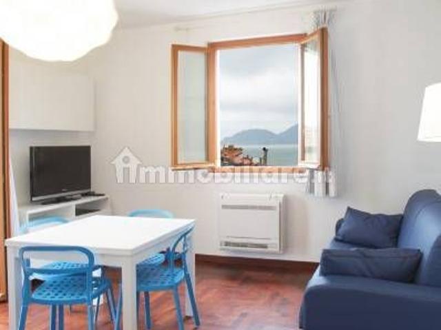 Trilocale piazza E. Figoli 3, La Serra, Tellaro, Lerici