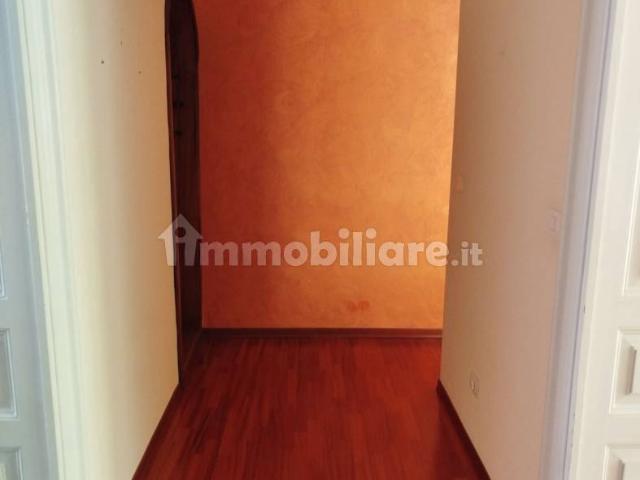 Trilocale piazza Giovanni Verga, XX Settembre Tribunale, Catania