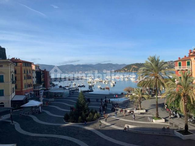 Trilocale piazza Giuseppe Garibaldi 18, Lerici Paese, Lerici