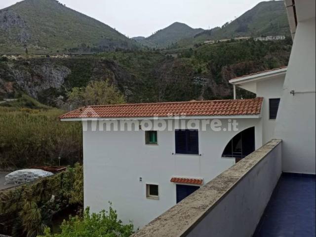 Trilocale piazza Italia 57, Praia a Mare