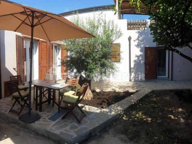 Trilocale piazza Sas Animas 4, Centro, Orosei