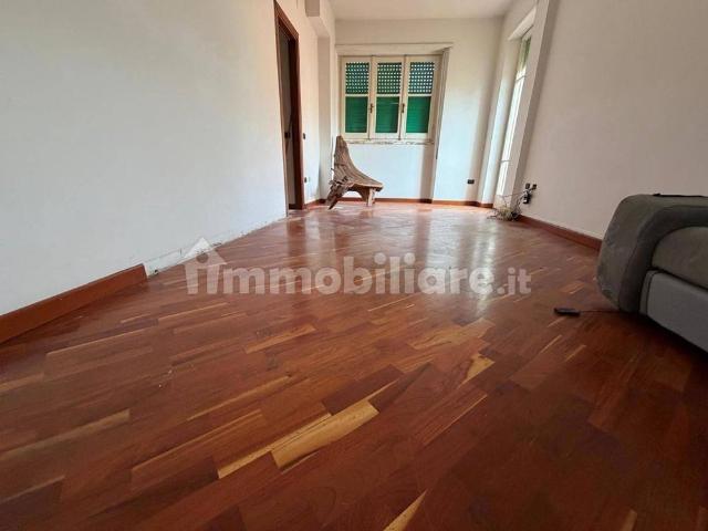 Trilocale piazza Sella, 3, Centro, Iglesias