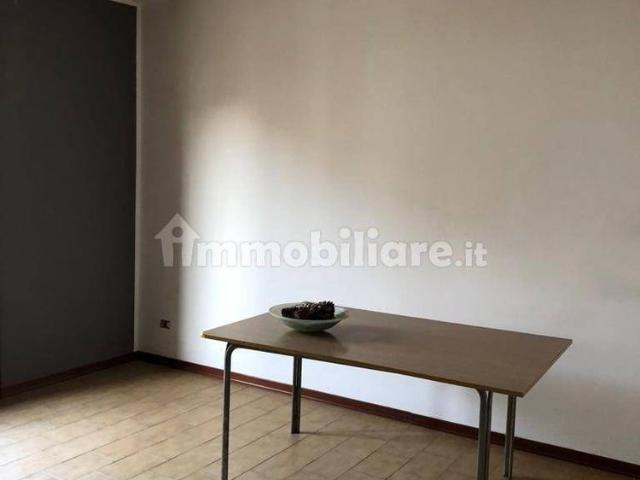 Trilocale piazza Vittorio Emanuele, Centro, Menfi