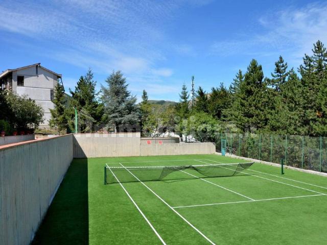 Trilocale piazzale Funivia 408, Ovindoli