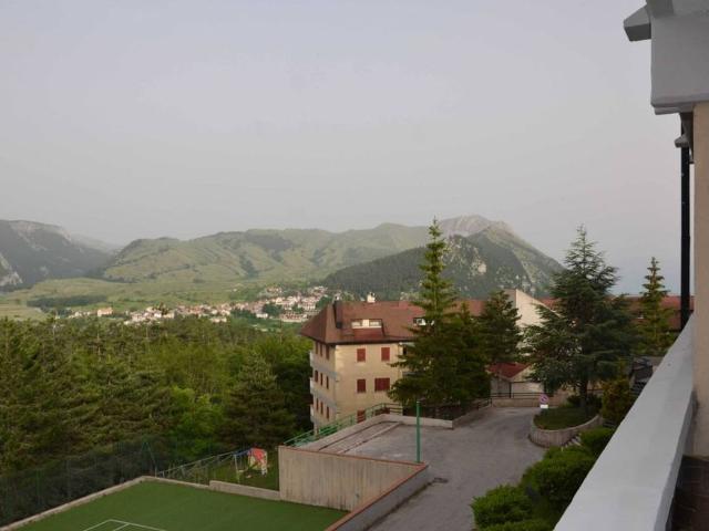 Trilocale piazzale Funivia 408, Ovindoli