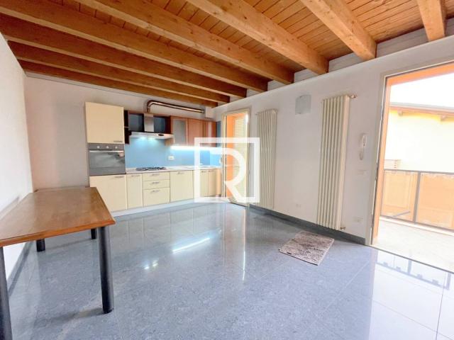 Trilocale primo piano, Centro, Russi