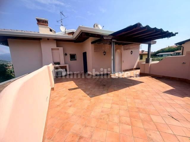 Trilocale primo piano, Solarolo, Manerba del Garda