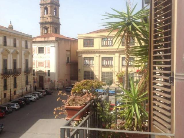 Trilocale ristrutturato a Palermo