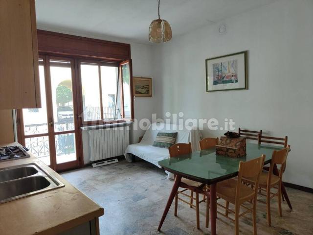 Trilocale via Municipio 3, Pometo, Colli Verdi