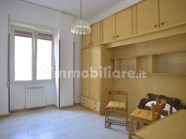 Trilocale via murat, 51a, Murat, Bari
