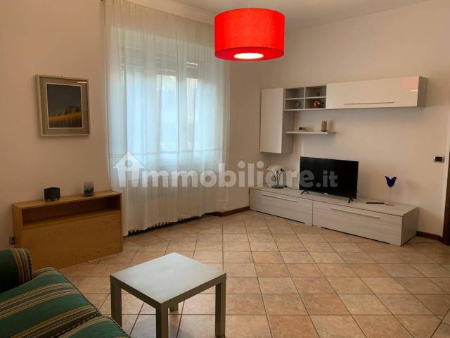 Trilocale via Magenta, Centro, Varese