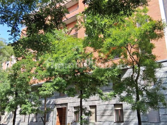 Trilocale via Massena, Sempione, Milano