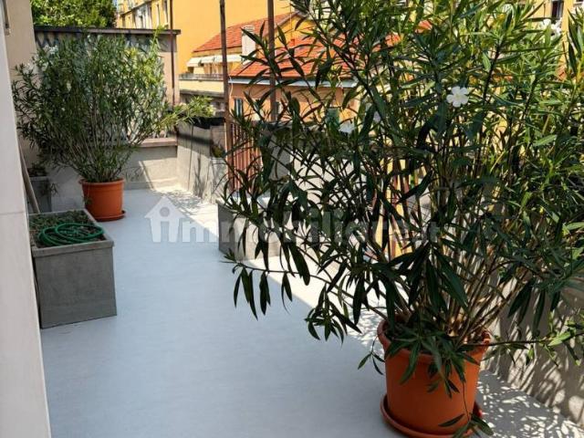 Trilocale via Massimo Gorki 10, Giambellino, Milano