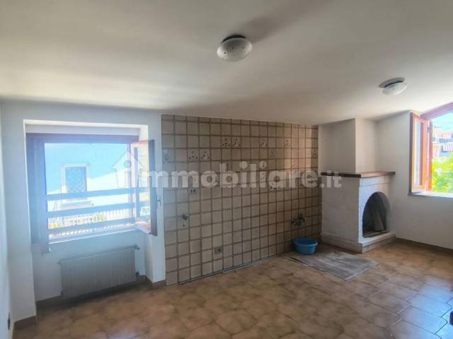 Trilocale via Maremmana Inferiore 18, Villanova, Guidonia Montecelio