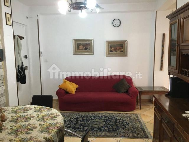 Trilocale via Martiri della Libertà, 226, Borgo, Sanremo