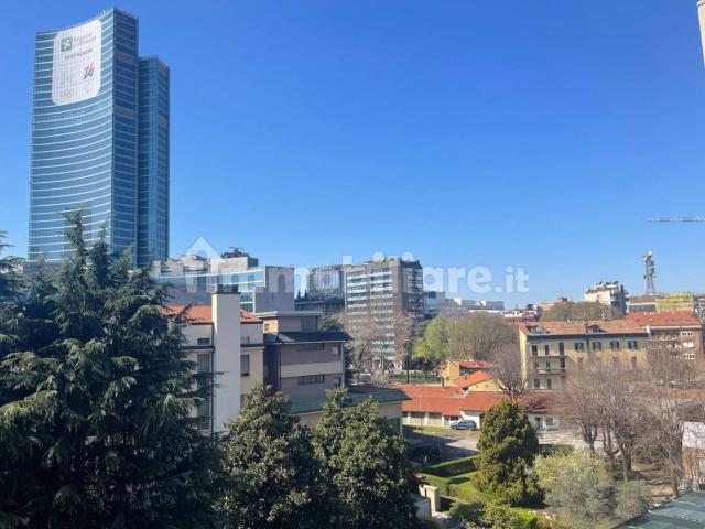 Trilocale via Melchiorre Gioia 42, Centrale, Milano