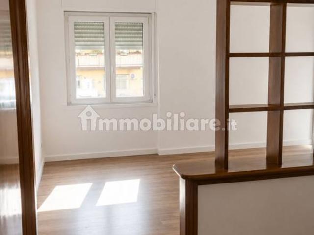 Trilocale via Michele Titone 18, Calatafimi Bassa Indipendenza, Palermo