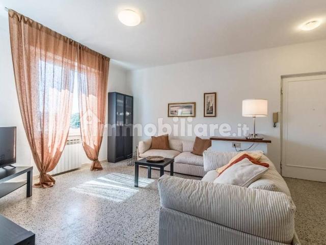 Trilocale via Militare 73, Lerici