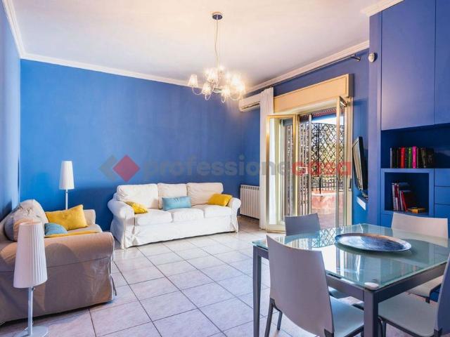 Trilocale via Mollica, 63, Centro, Aci Castello