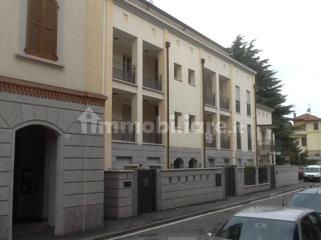 Bilocale via Monte Nero 1, Treviglio