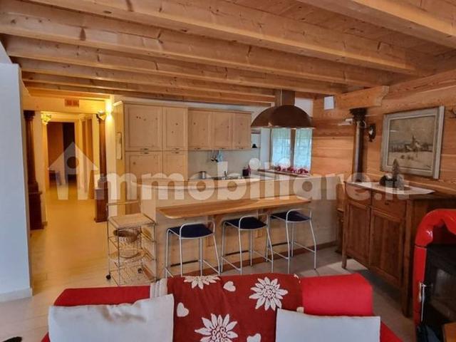 Trilocale via Nazionale 128, San Vito di Cadore