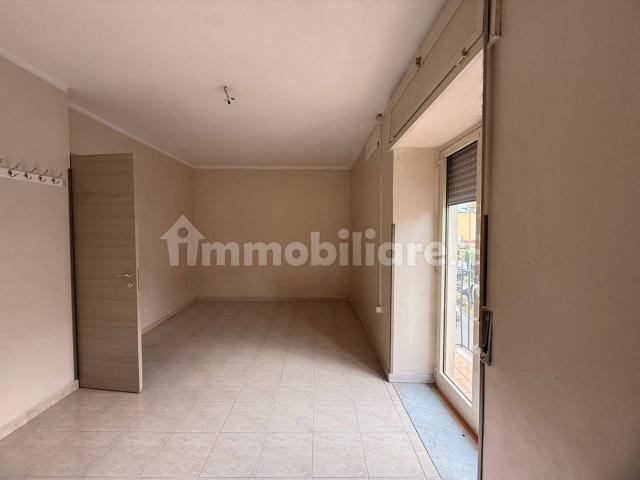 Trilocale via Nazionale delle Puglie 124, Centro, Casalnuovo di Napoli
