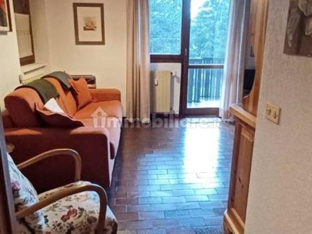 Trilocale via Nino Bixio 88, Centro, Ponte di Legno