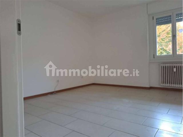 Trilocale via Abondi, Maccani Campotrentino, Trento