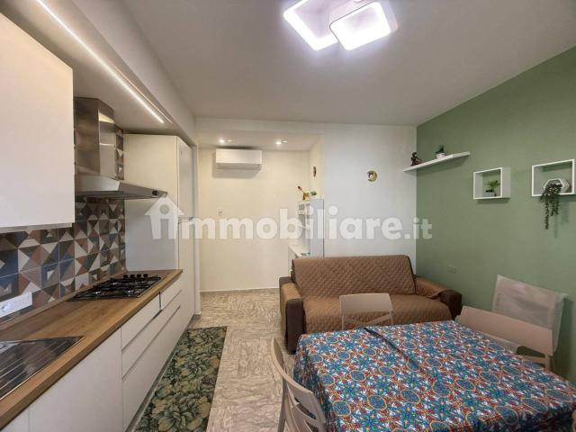 Trilocale via Adda, Centro, Acerra